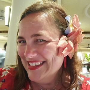 Meet your Posher, Cortney